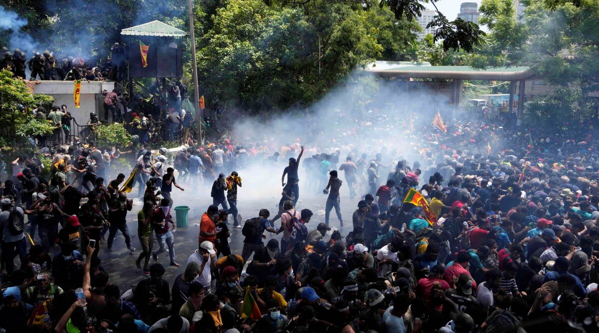 श्रीलंकामा तत्काल खाना, इन्धन राहत कार्यक्रम लागू गर्ने