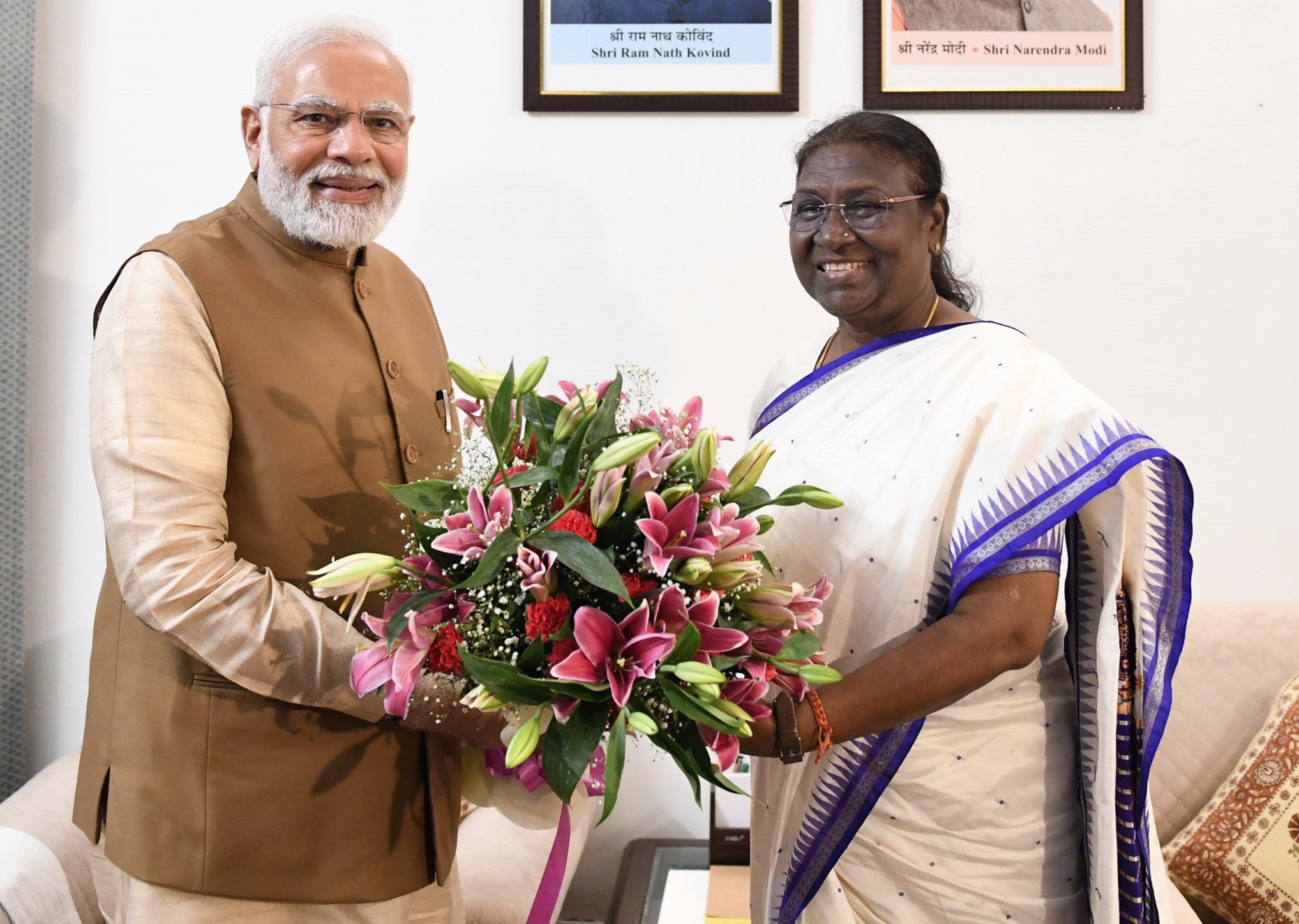 भारतकाे सर्वोच्च पदमा पुग्ने प्रथम आदिवासी नेतृ द्रौपदी मुर्मु