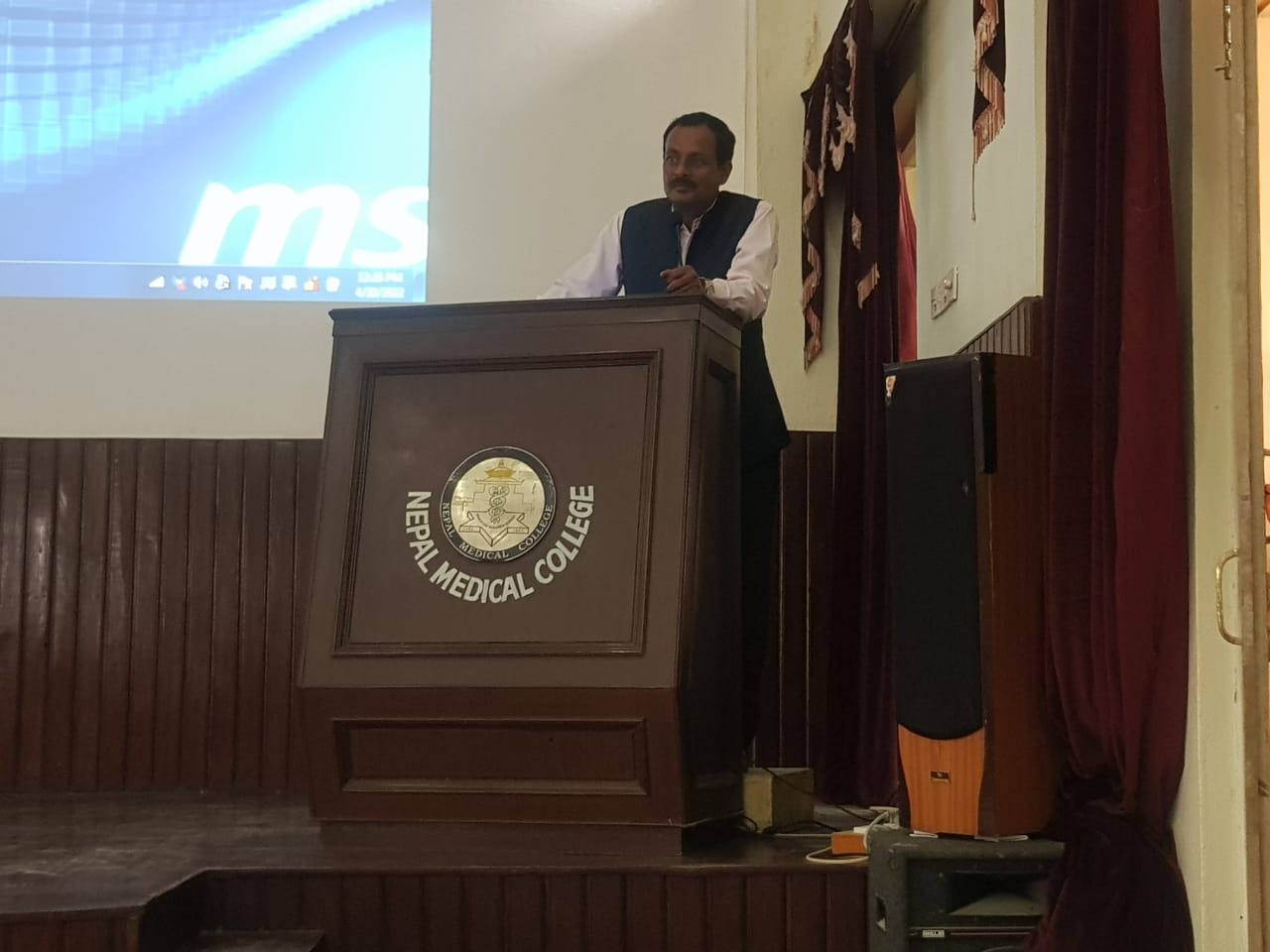 नेपाल मेडिकल कलेजबाट एमविविएस उत्तीर्णलाई इन्टर्नसिपको अभिमुखीकरण