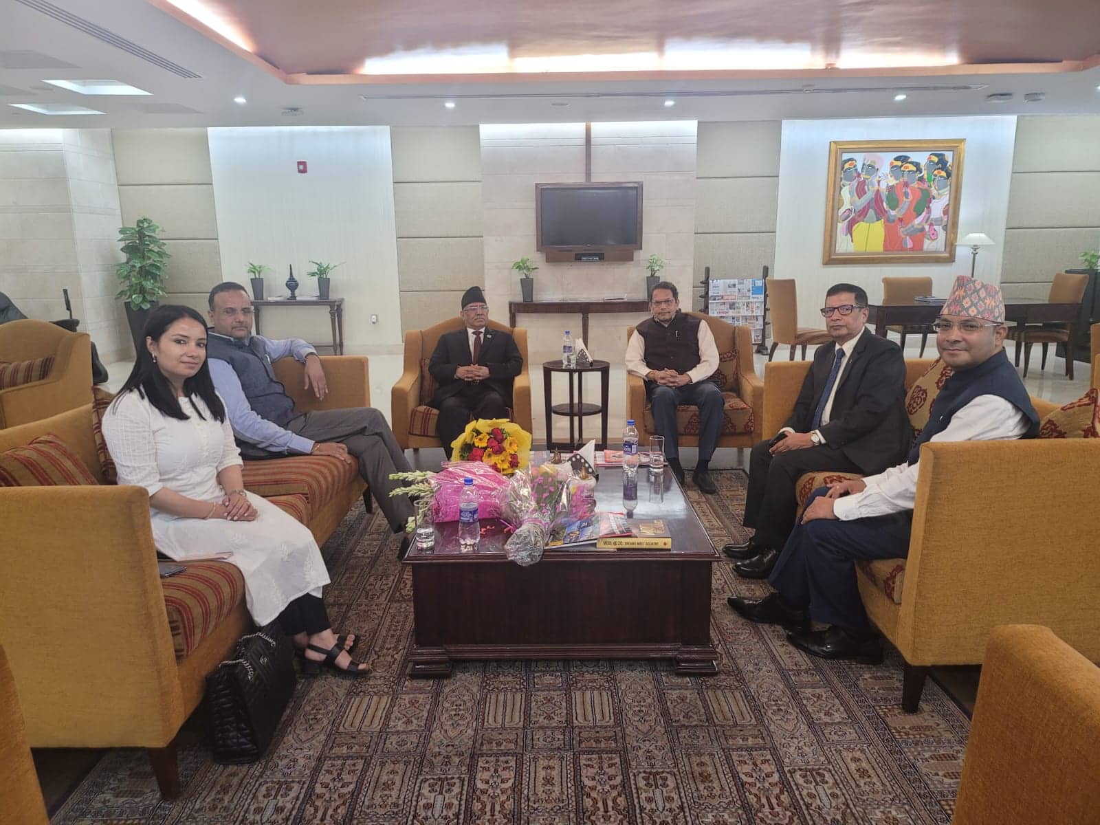 दिल्ली पुगे प्रचण्ड