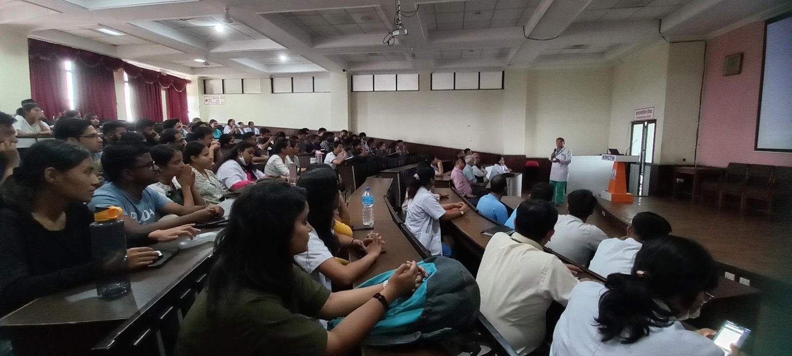 विश्व ब्रेन ट्युमर दिवसको अवसरमा केएमसीमा कार्यक्रम