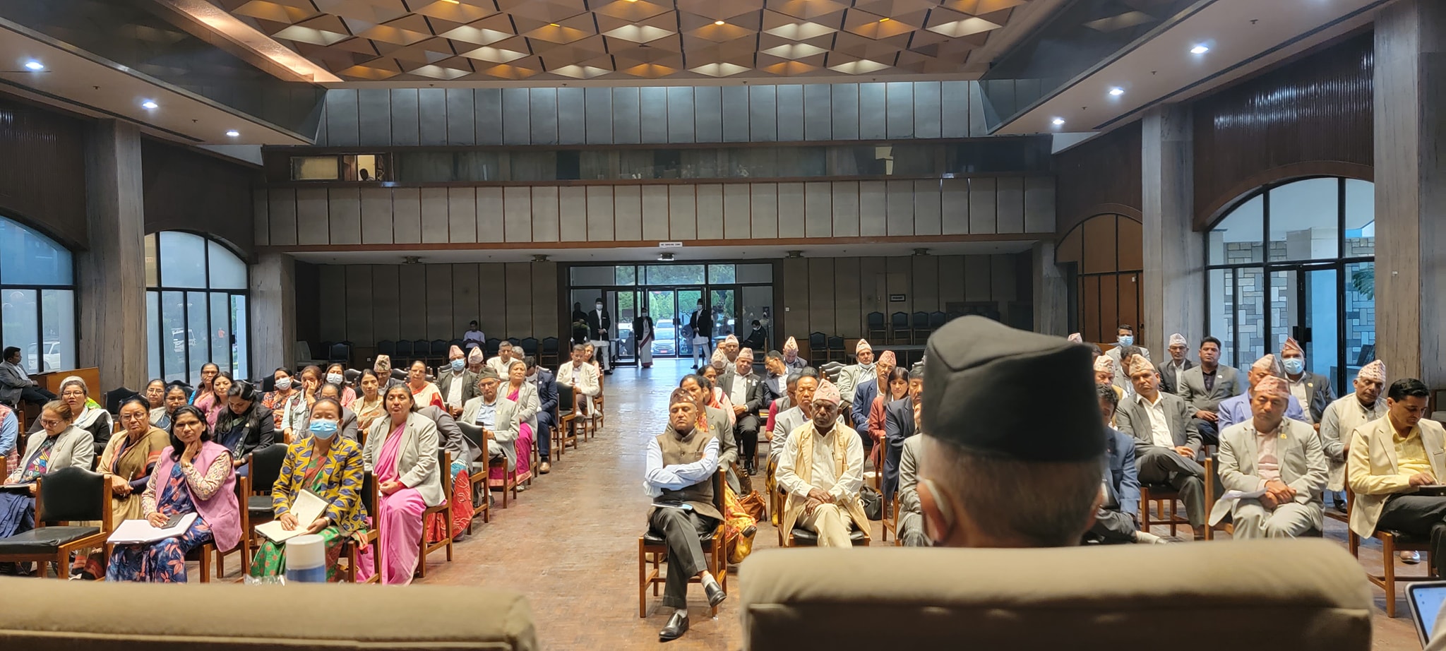 सरकारको नीति तथा कार्यक्रमविरुद्ध सशक्त रुपमा पेश हुन ओलीकाे निर्देशन