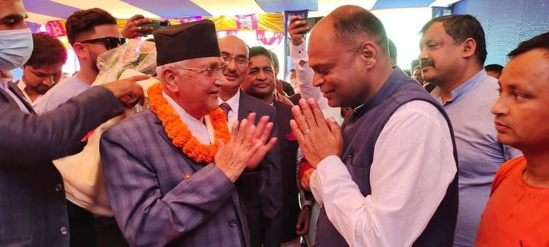 वीरगन्ज महानगरपालिकाका मेयर सरावगी एमालेमा प्रवेश
