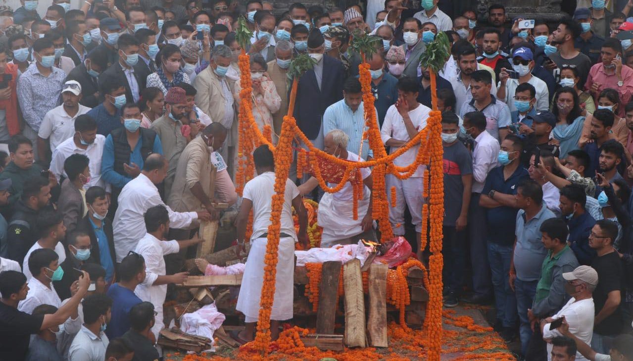 प्रदीप गिरिको अन्त्येष्टि राजकीय सम्मानका साथ (फाेटाे फिचर)