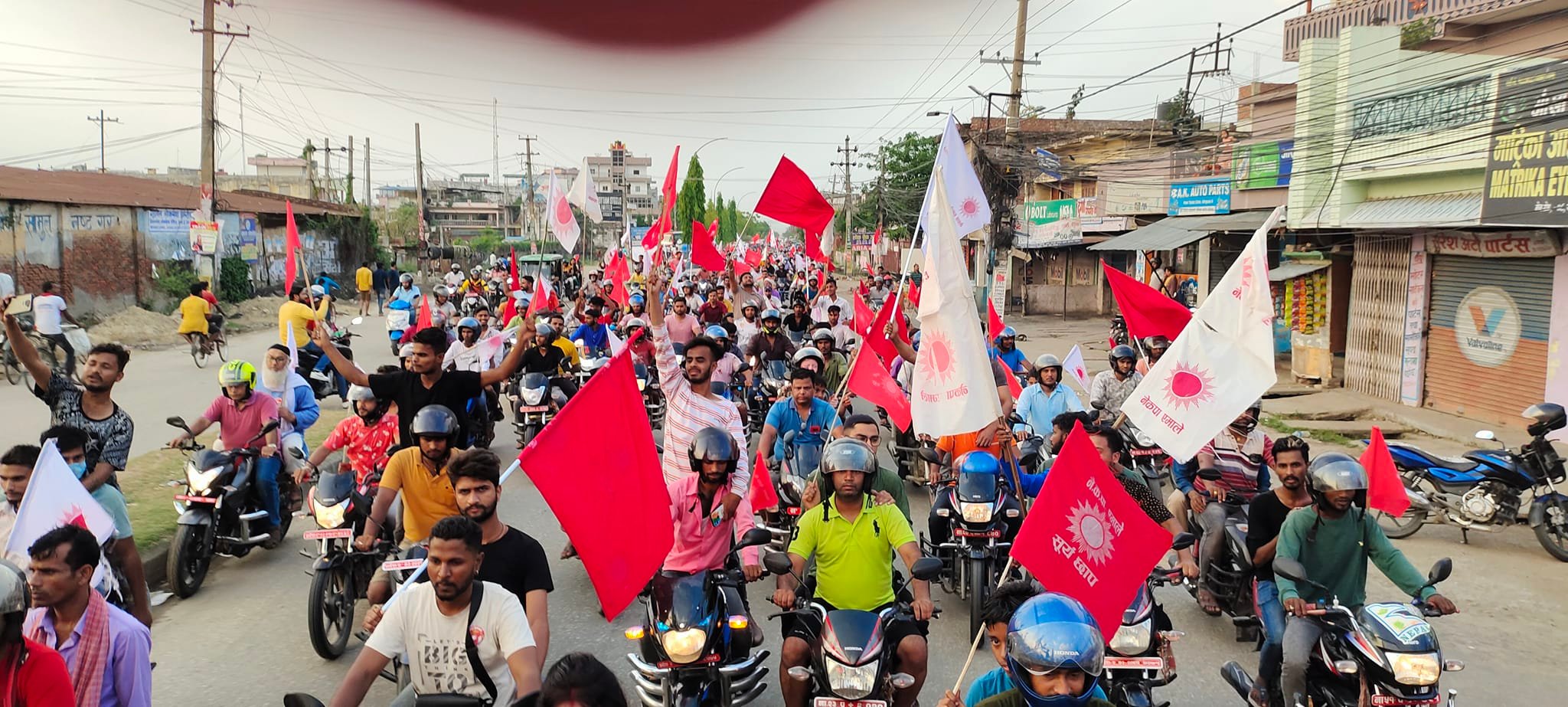 मधेसमा पाँचौंबाट दोस्रो दलतर्फ उक्लिँदै एमाले