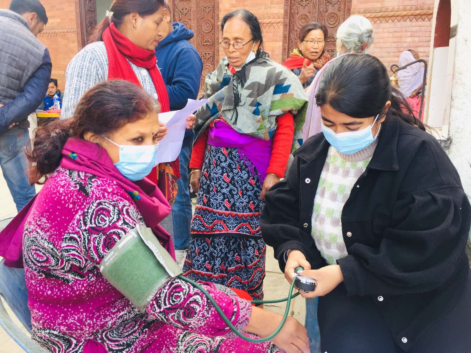 काठमाडौंको नैकापमा केएमसीको स्वास्थ्य शिविर