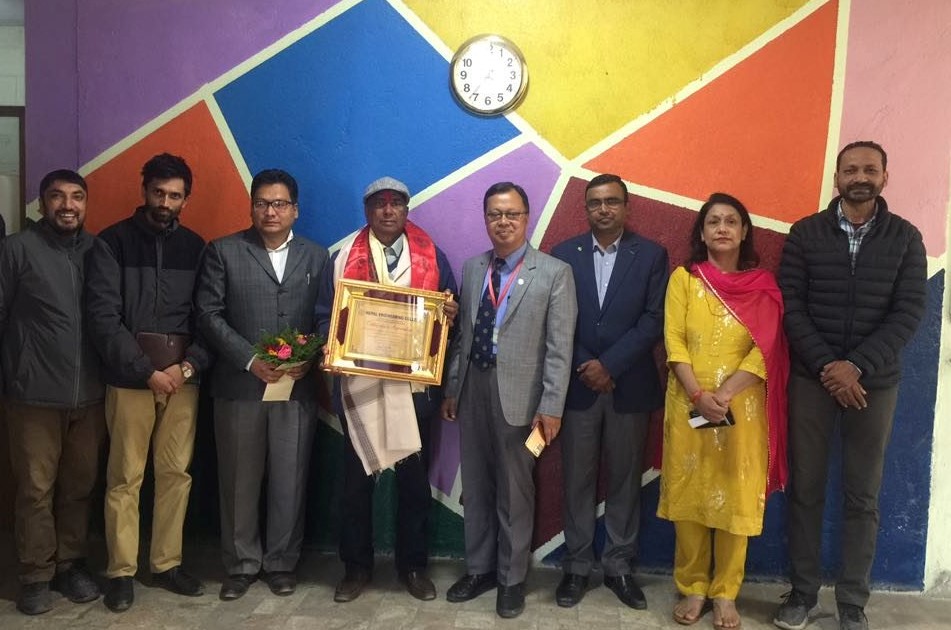पाँच दशक शिक्षण सेवामा सक्रिय नेकका प्राध्यापककाे विदाई