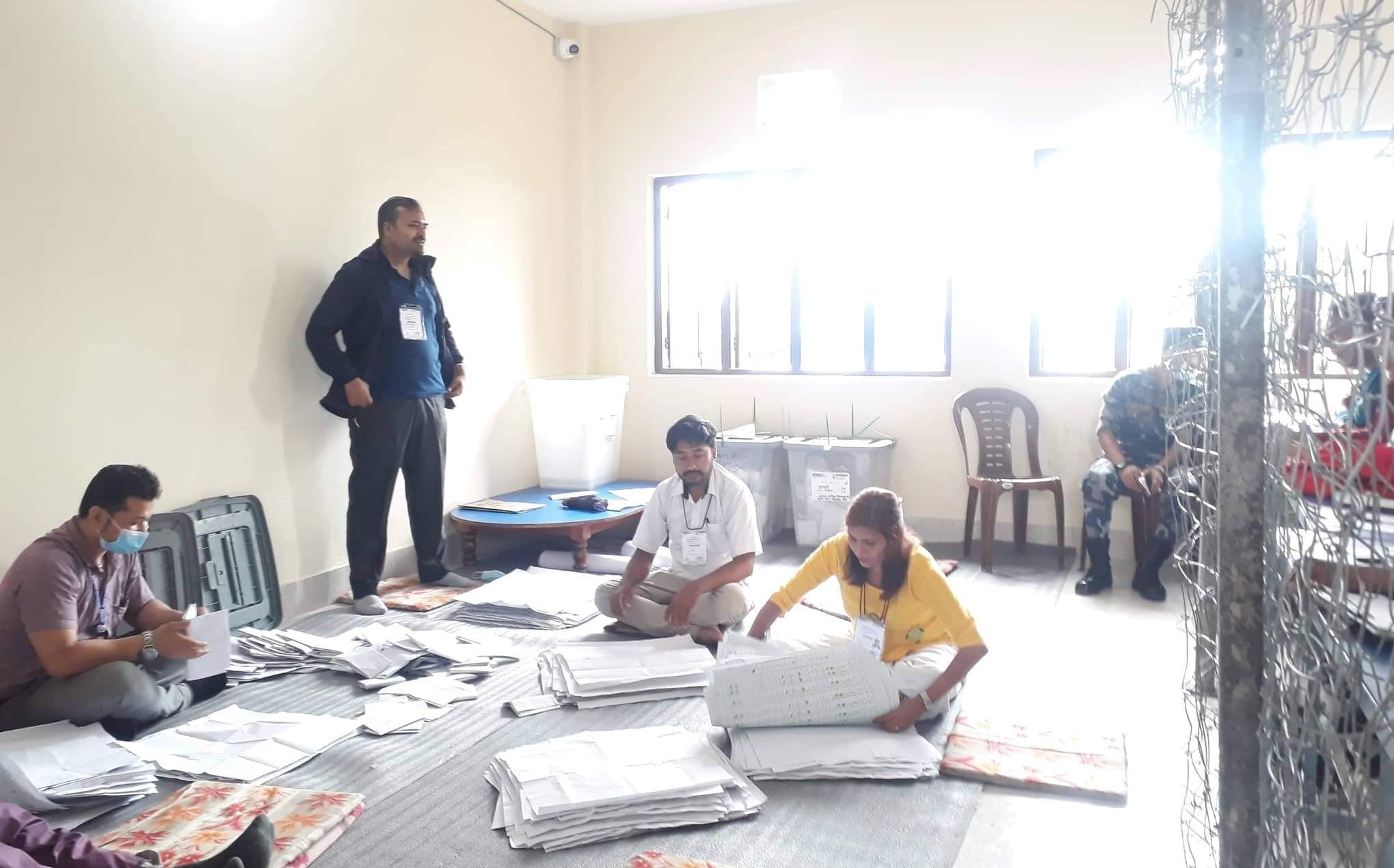 धरान ५ मा एमालेकाे अग्रता, मेयरमा गठबन्धन अगाडी
