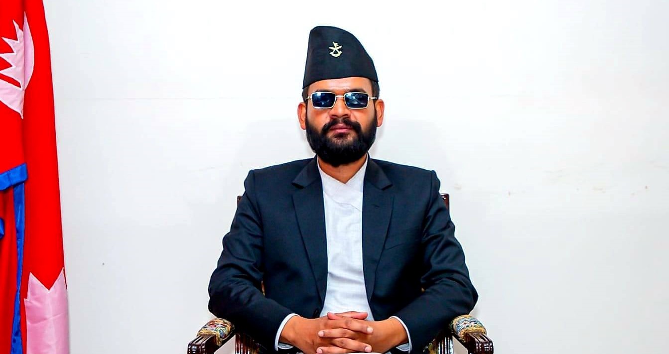 ‘नयाँ, पुरानो सबै नेताहरू चोर हुन्’ बालेन शाह