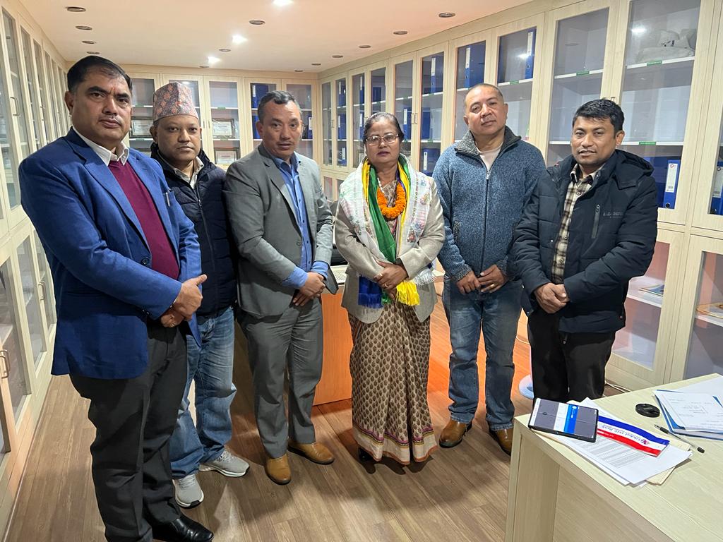 एमफानद्वारा भगबती चौधरीलाई सम्मान