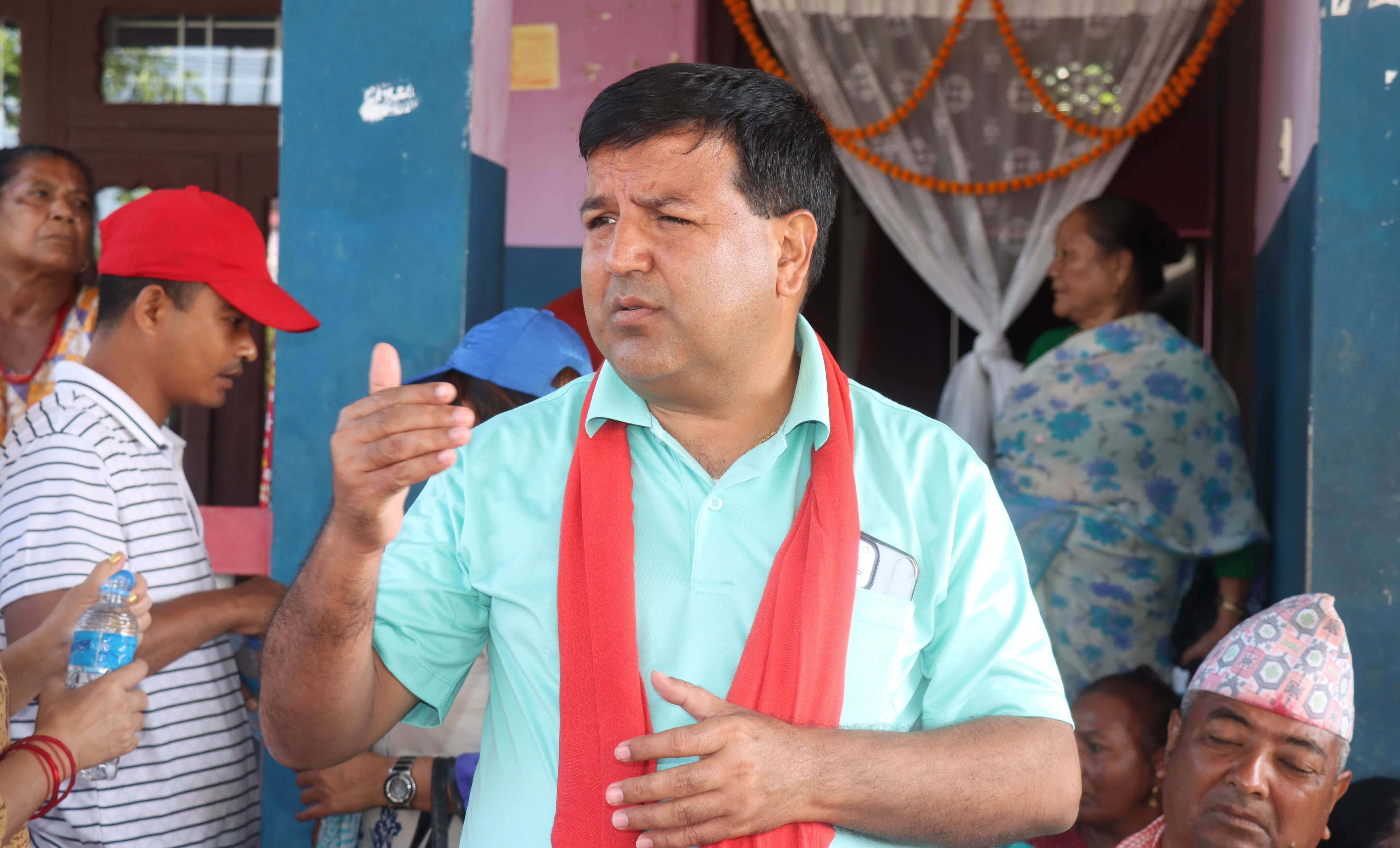 सुकुम्बासीलाई लालपुर्जा दिन भानुभक्तलाई रोक्यो कसले ?