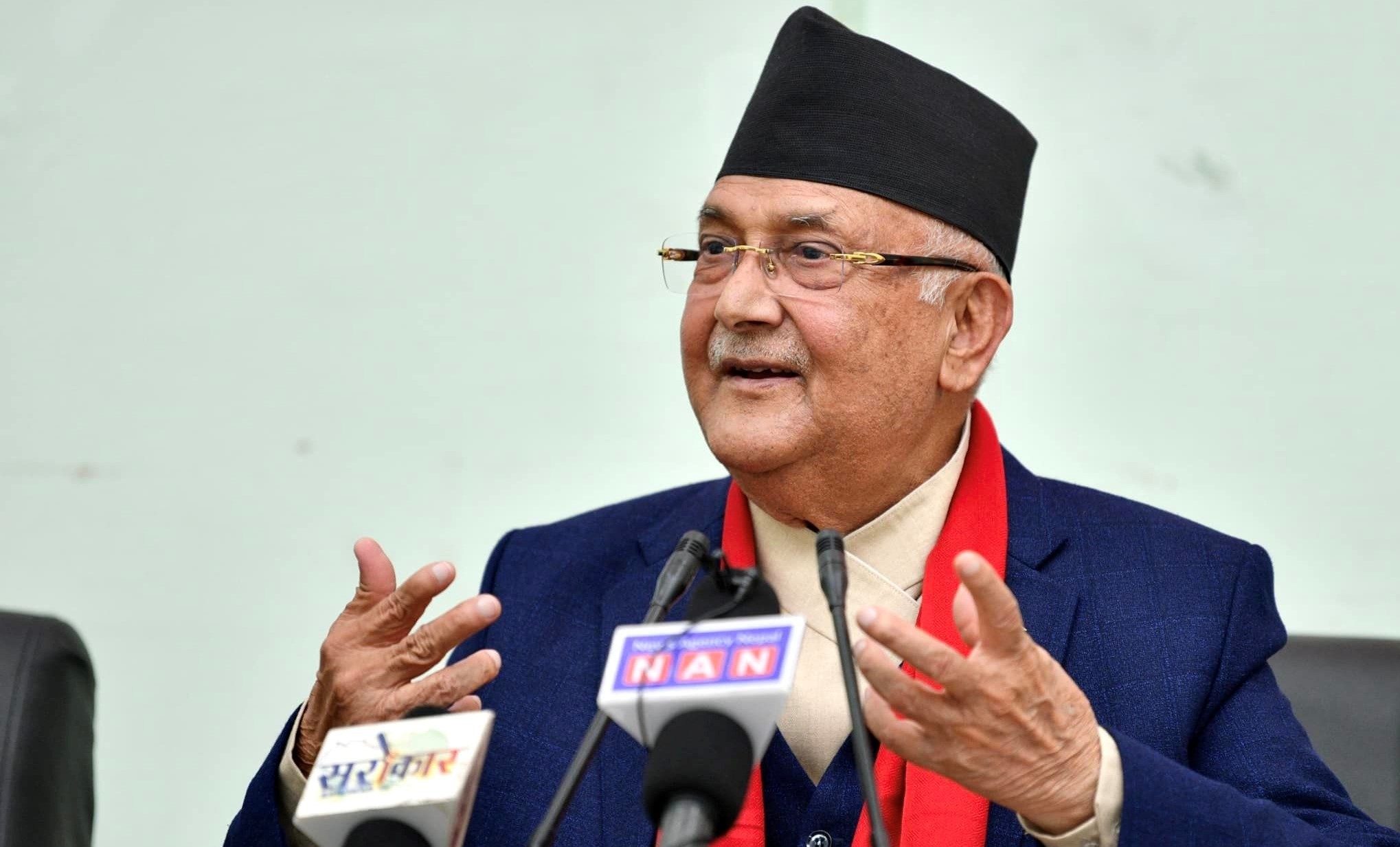 १० दलीय गठबन्धन महिला विरोधीः केपी शर्मा ओली