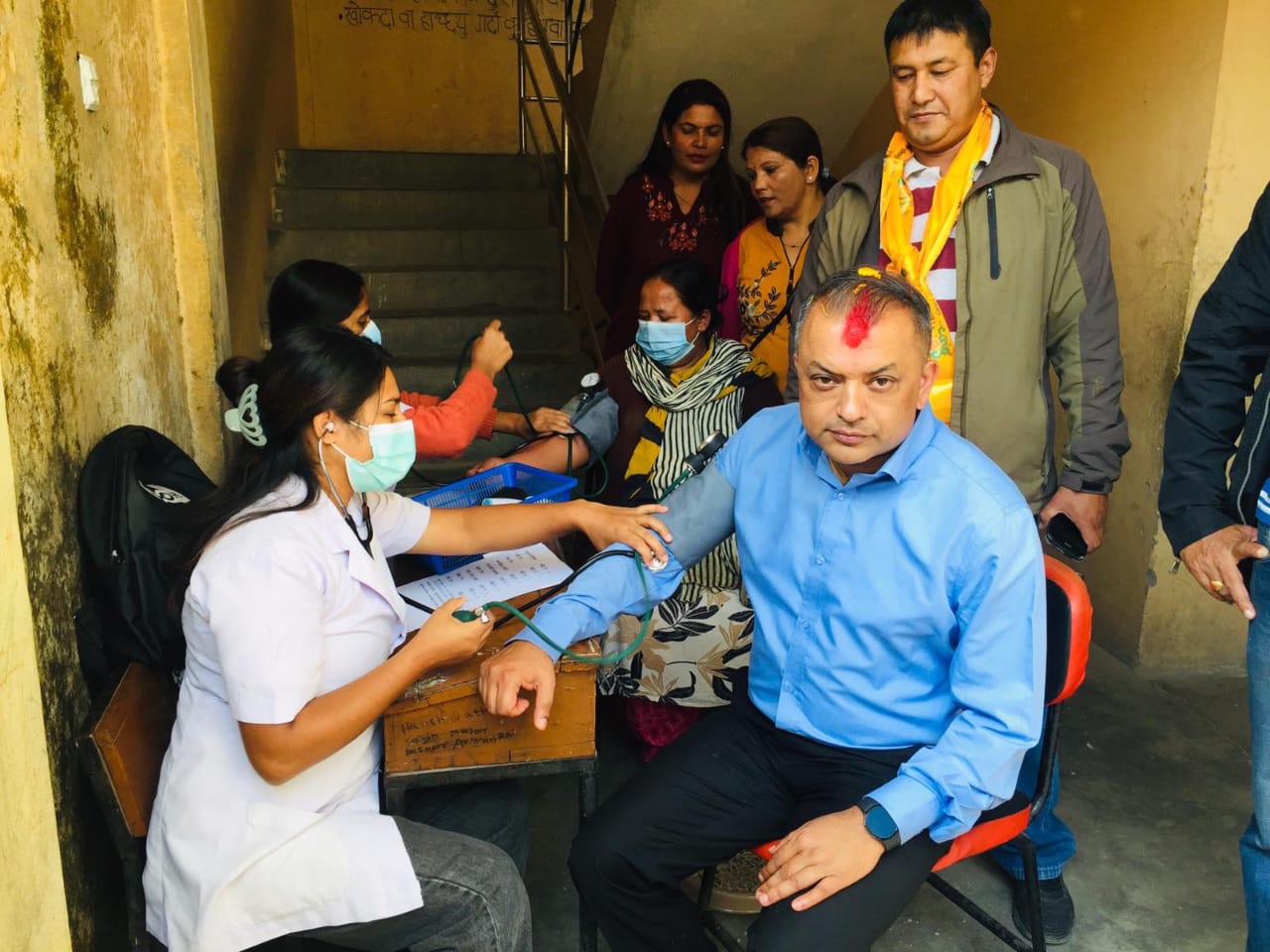 चावहिलमा केएमसीको निःशुल्क स्वास्थ्य शिविरमा गगन थापा