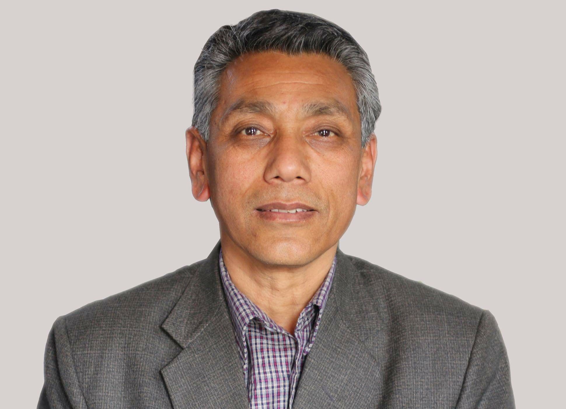 ‘शब्दकोषमा ‘राजनीति’ भनेको घुस र पक्षपात लेखौं’  प्रेम सुवाल