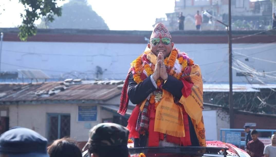 जेलबाट निस्कँदै रेशम चाैधरीले भनेः टीकापुर घटनाको पुन: छानबिन हुनुपर्छ