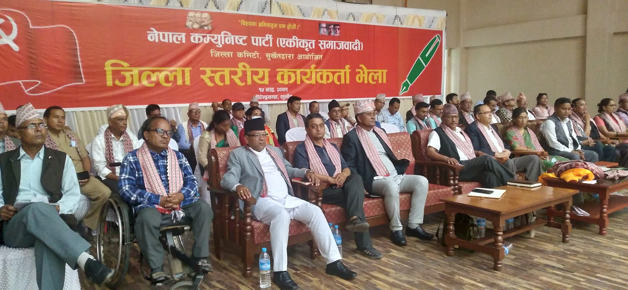 ‘म बुढो भए पनि विचारहरु जवान छन्’ झलनाथ खनाल