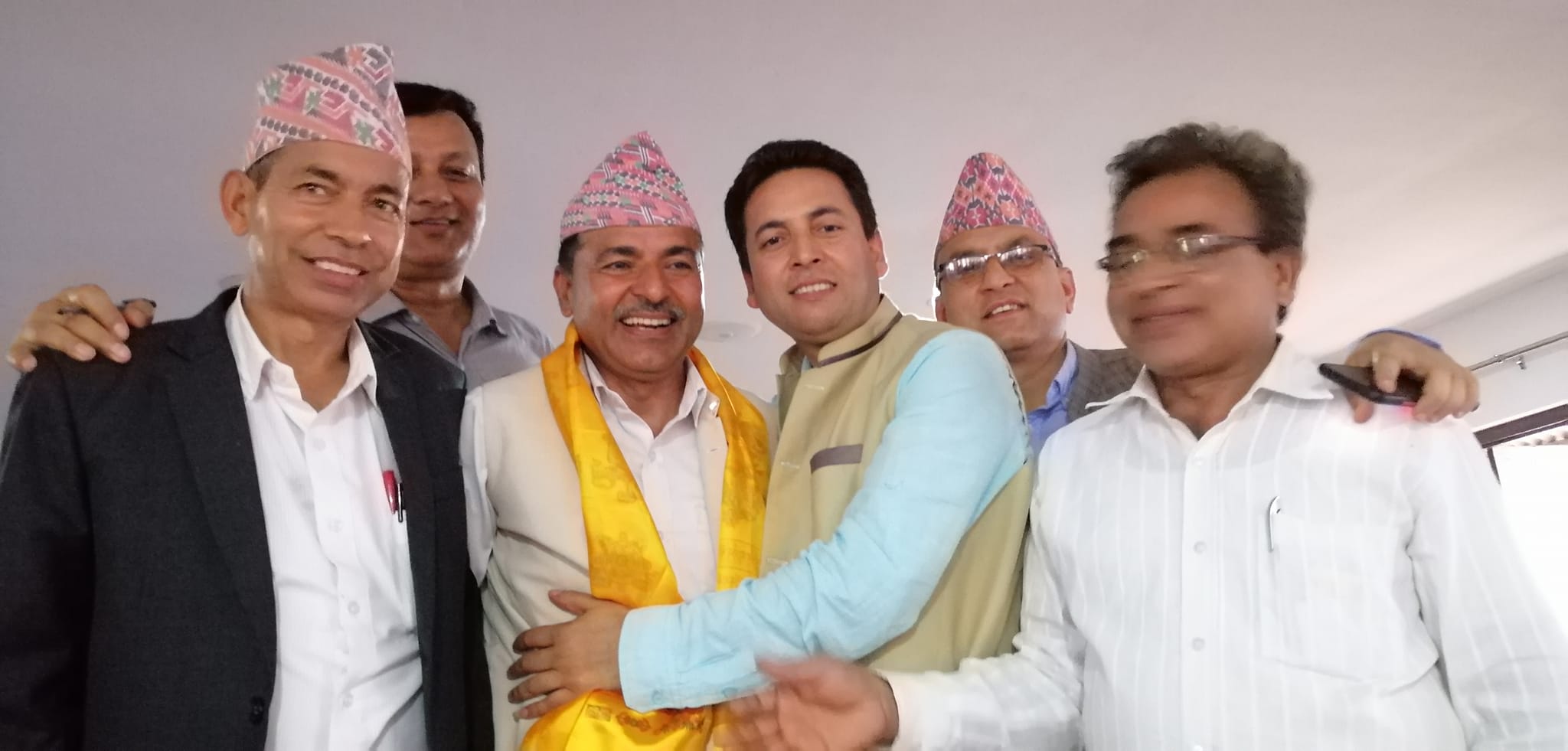 एमालेबाट भरतपुर महानगरको मेयरको उम्मेद्‌वार विजय सुवेदी