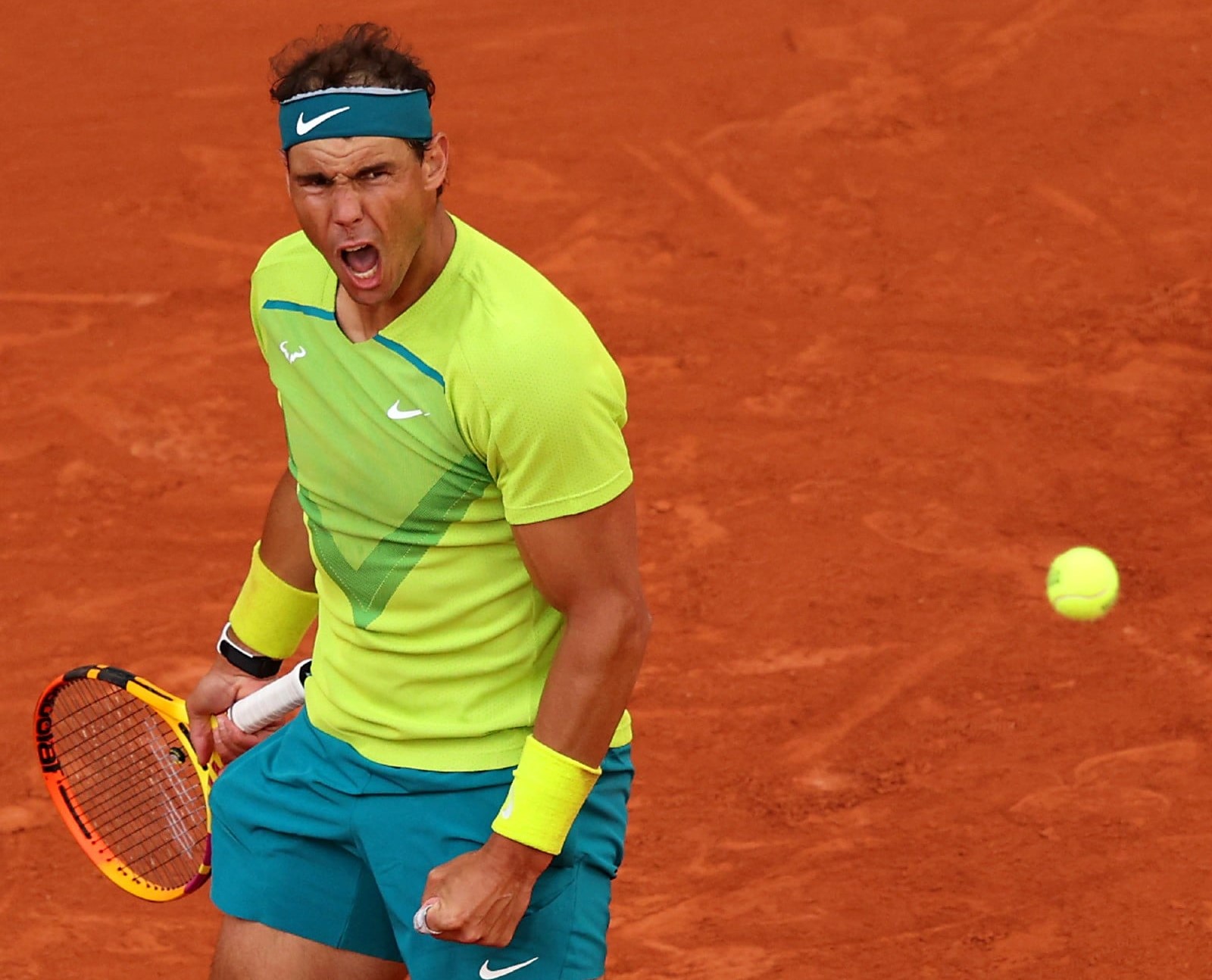 जोकोभिचलाई पन्छाउँदै फ्रेन्च ओपनको सेमिफाइनलमा नाडाल