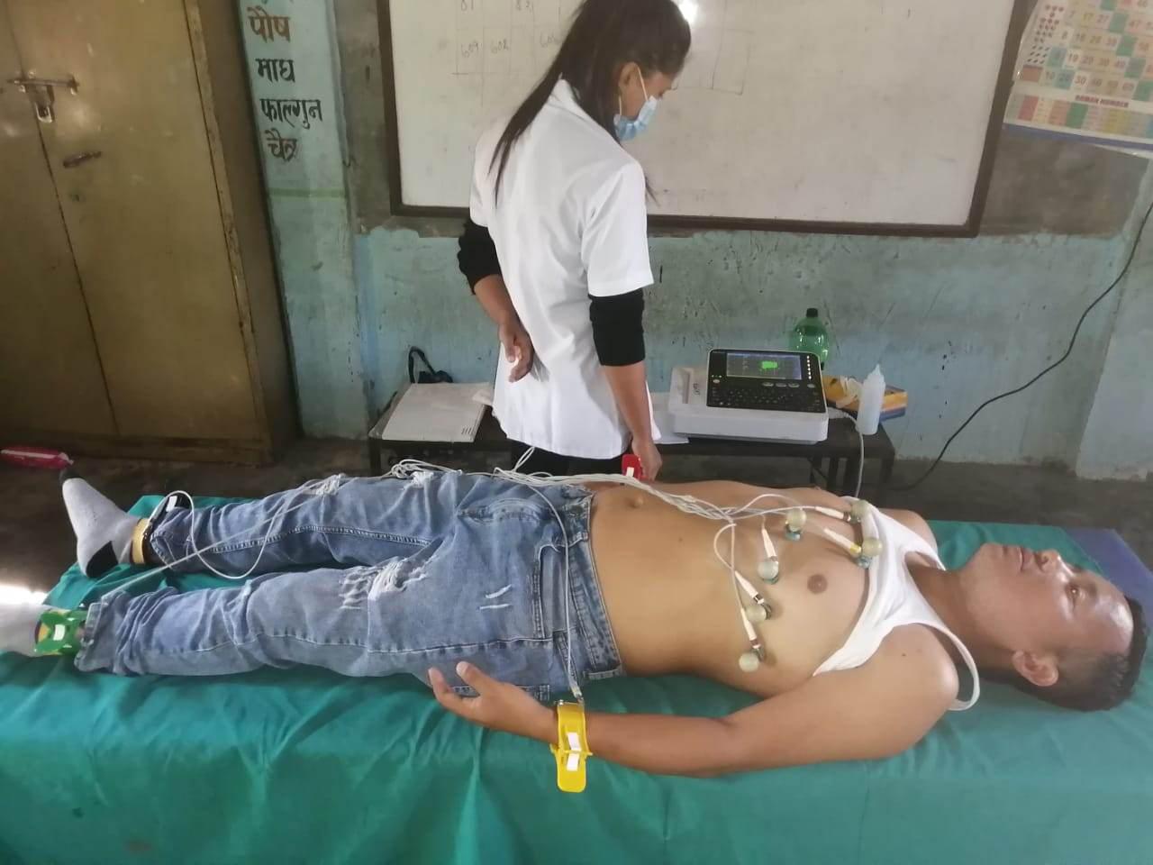 झापाको बुद्धशान्तिमा नोबेलको निःशुल्क स्वास्थ्य शिविर