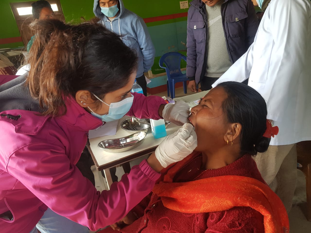 काभ्रेको तीनपिप्लेमा केएमसीको निःशुल्क स्वास्थ्य शिविर