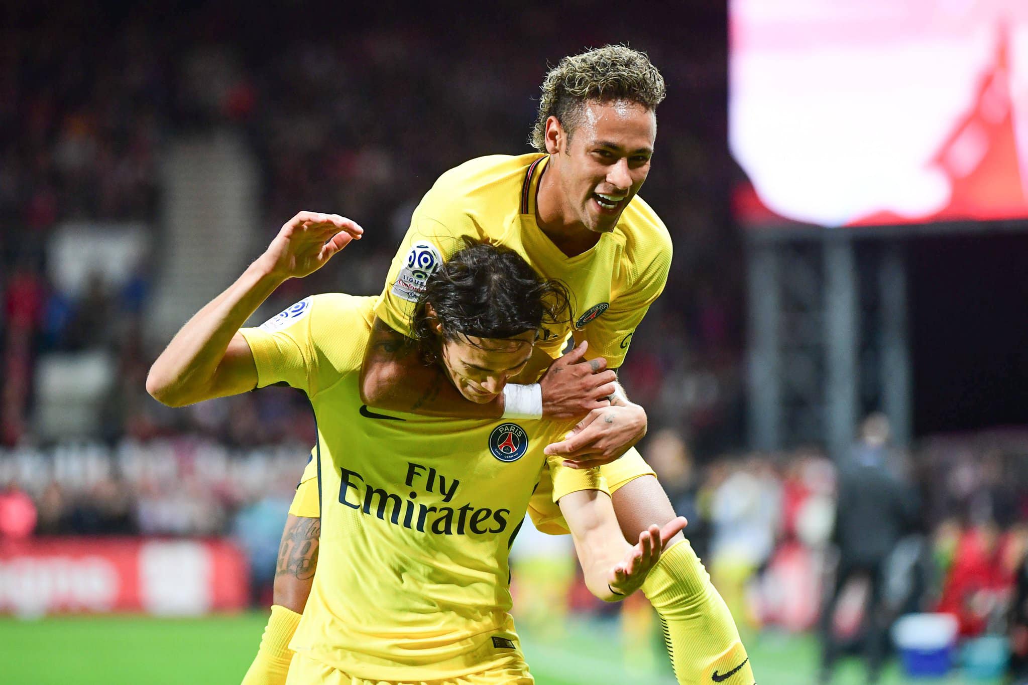 नेयमार चम्कँदा पिएसजीको सानदार जित