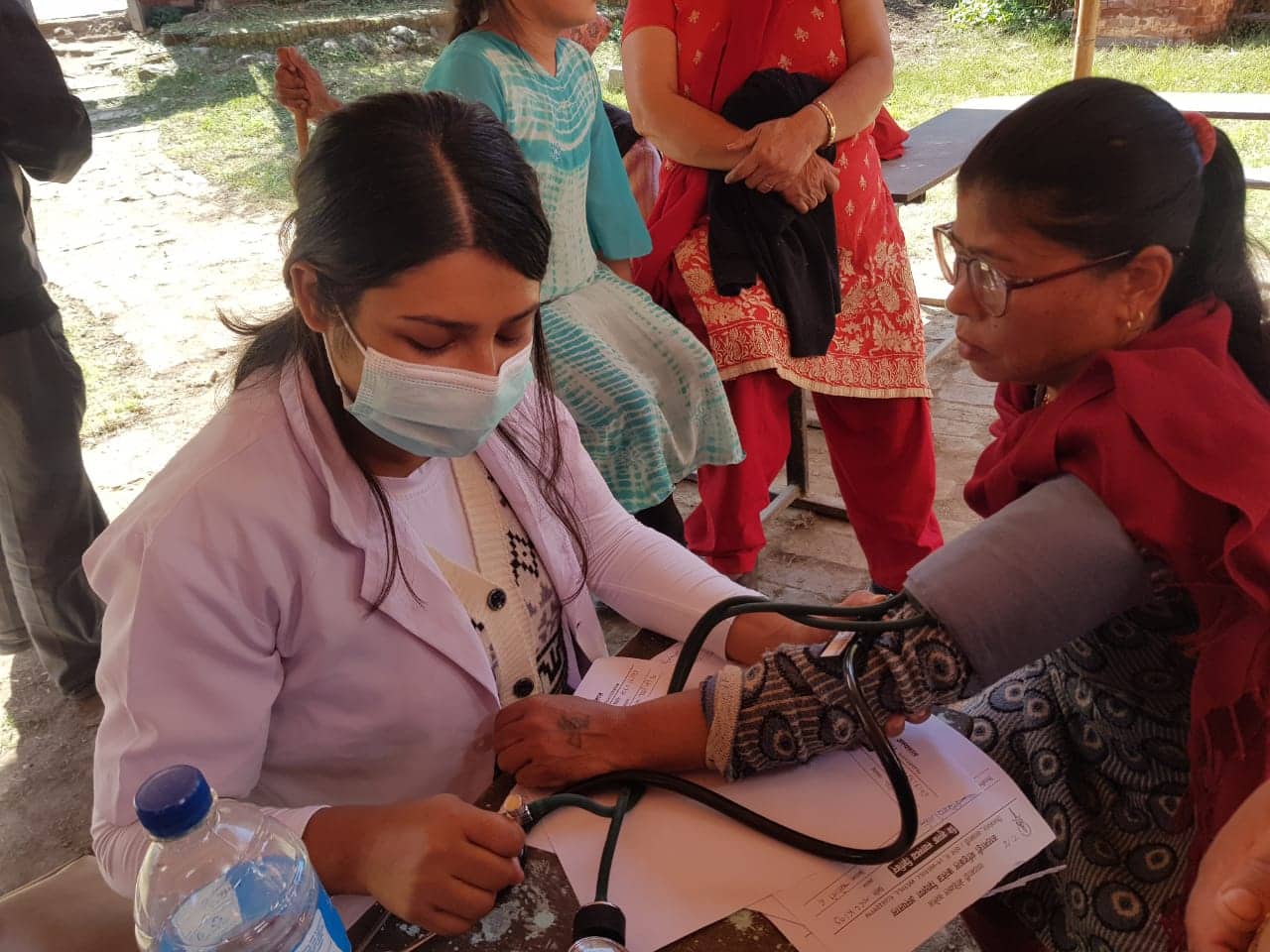 काभ्रेको पनौतीमा केएमसीको निःशुल्क स्वास्थ्य शिविर