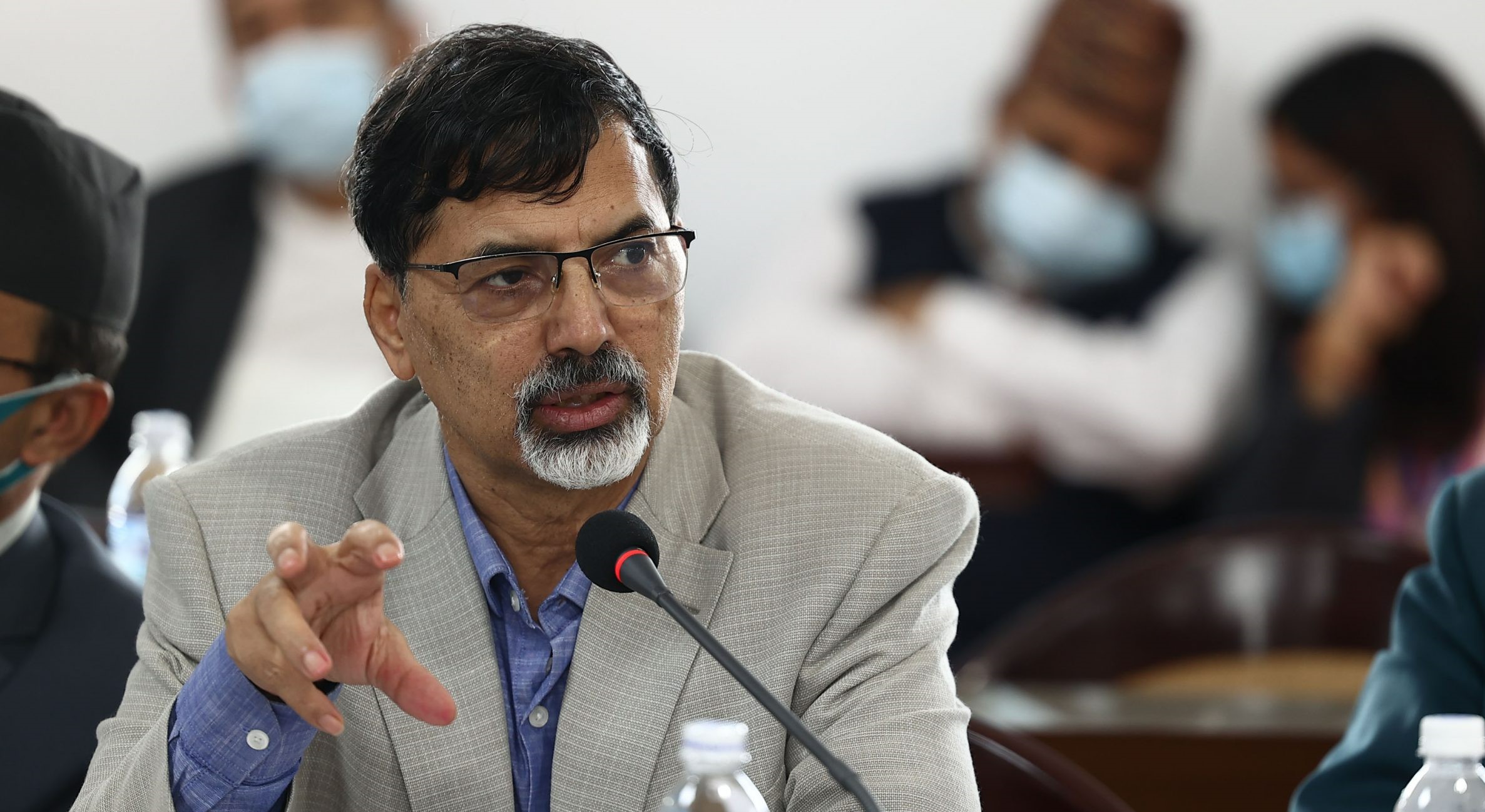 अर्थमन्त्री शर्मा प्रकरणः फरेन्सिक रिपोर्टमा रिकभर भएको भिडियो हेर्दै समिति