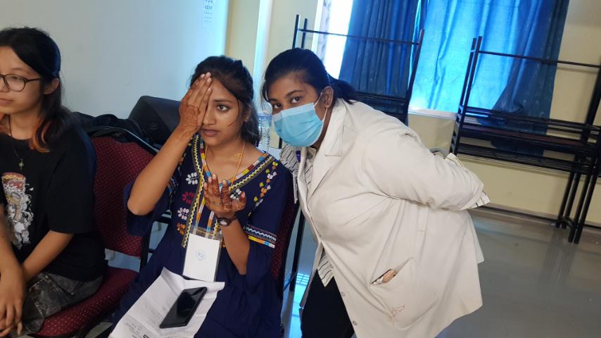 संखपार्कमा केएमसीको निःशुल्क स्वास्थ्य शिविर, ९५३ जना लाभान्वित