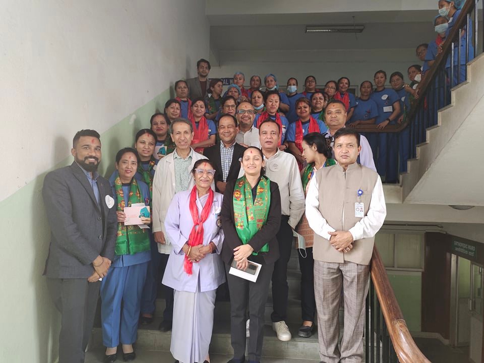 नेपाल मेडिकल कलेजले मनायाे विश्व नर्सिङ दिवस