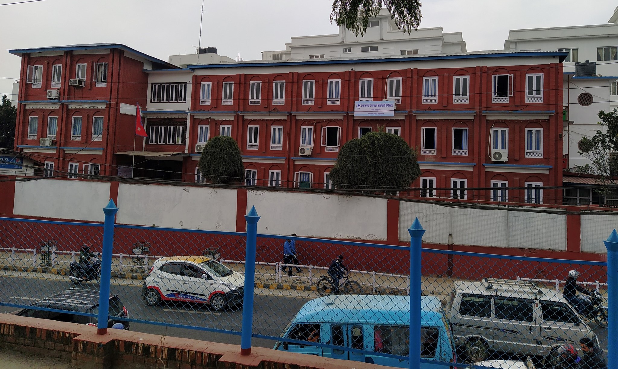 सुरूङमार्गको ढोका बन्द गरिएसँगै सार्वजनिक भयाे खानेपानी वितरणको नयाँ तालिका