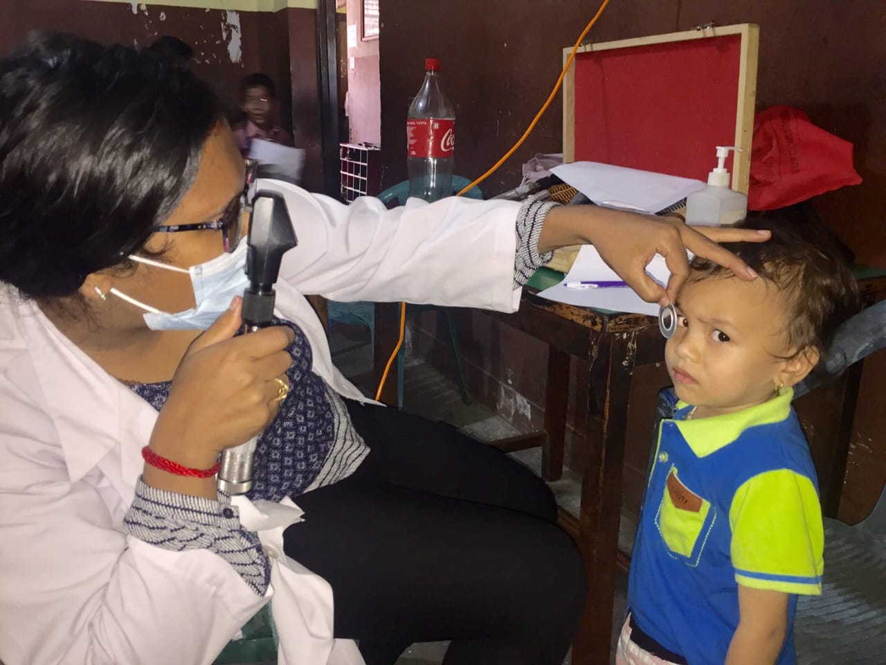 भक्तपुरकाे कमल विनायकमा केएमसीको निःशुल्क स्वास्थ्य शिविर