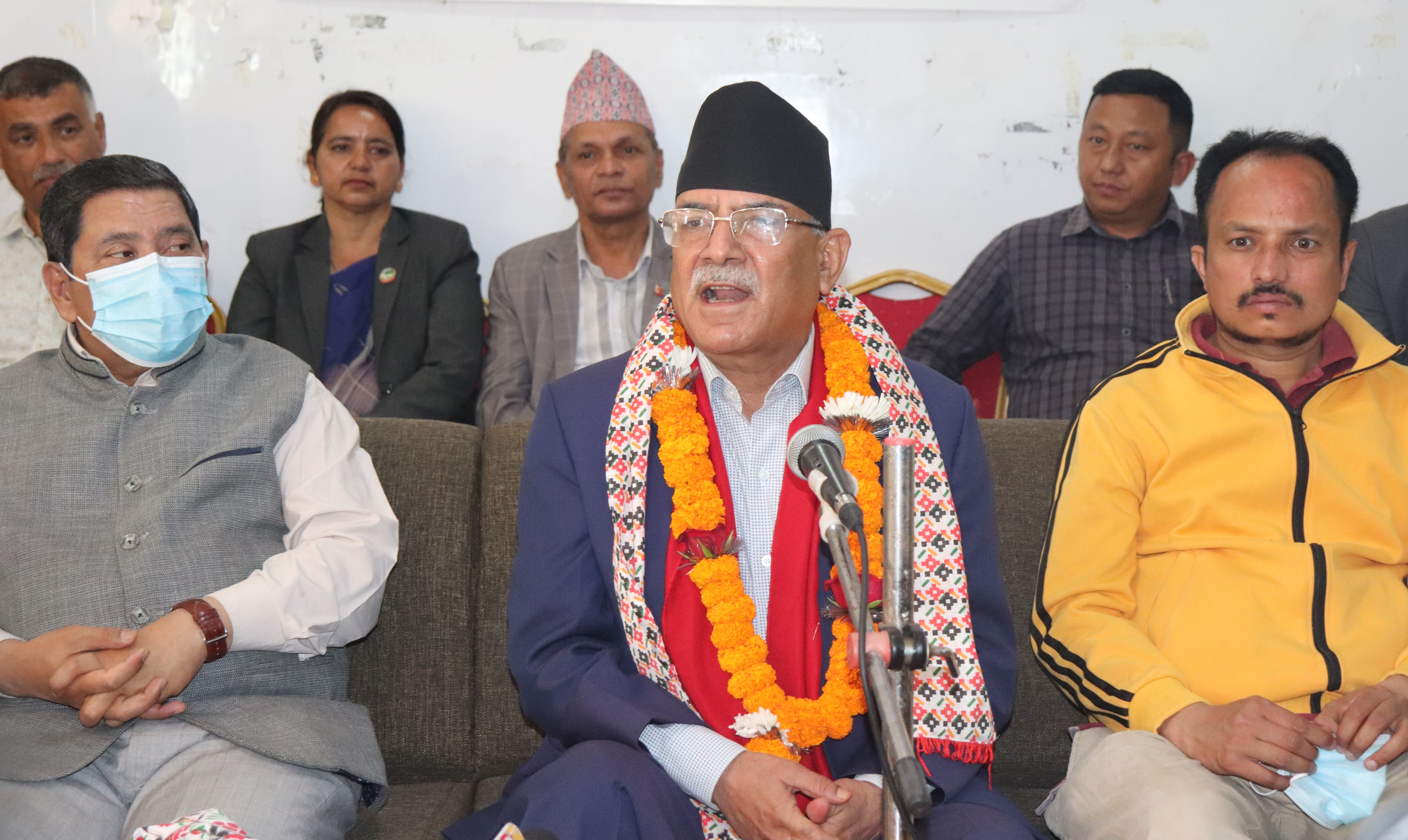 ‘गठबन्धन होला र चुनाव जितौंला भनेर बस्ने होइन’ प्रचण्ड
