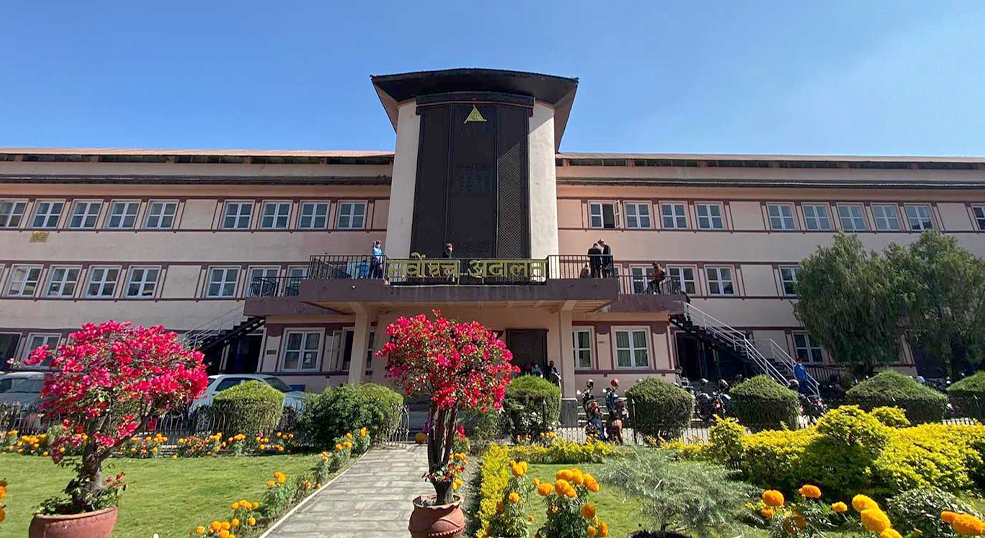 कामु प्रधानन्यायाधीश र सर्वोच्चका न्यायाधीशहरूबीच विवाद