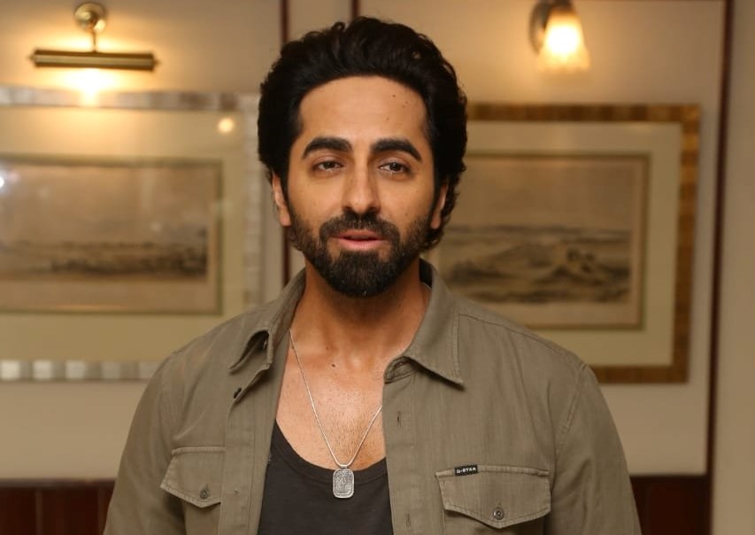 आयुष्मान श्रीमतीको पुस्तक पढ्न किन चाहदैनन् ?