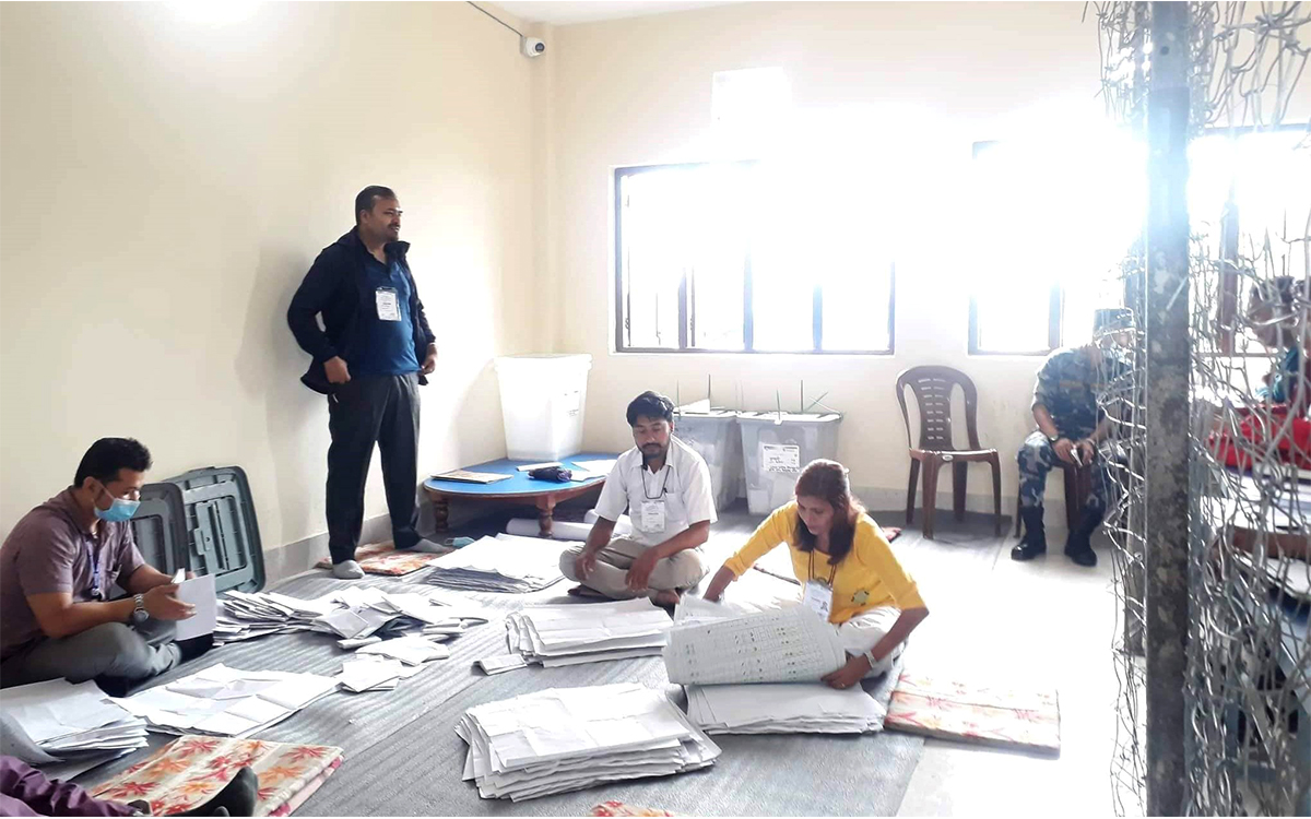किशाेर राईसँग मतान्तर घटाउँदै भण्डारी