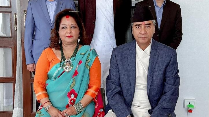 स्वास्थ्य उपचारका लागि सभापति देउवा पत्नीसहित सिंगापुर उडे